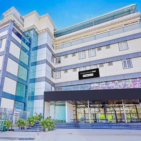 Super Townhouse Oak Electronic City Formerly Hotel Trubell Kammasandra Exterior foto